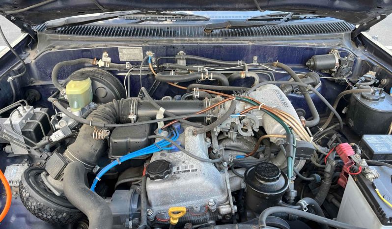 1996 Toyota Hilux Surf SSR-X full