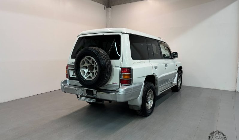 1997 Mitsubishi Pajero Exceed GDI V6 full