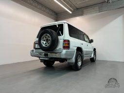 1997 Mitsubishi Pajero Exceed GDI V6 full