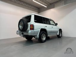 1997 Mitsubishi Pajero Exceed GDI V6 full