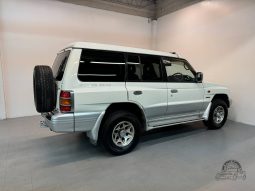 1997 Mitsubishi Pajero Exceed GDI V6 full