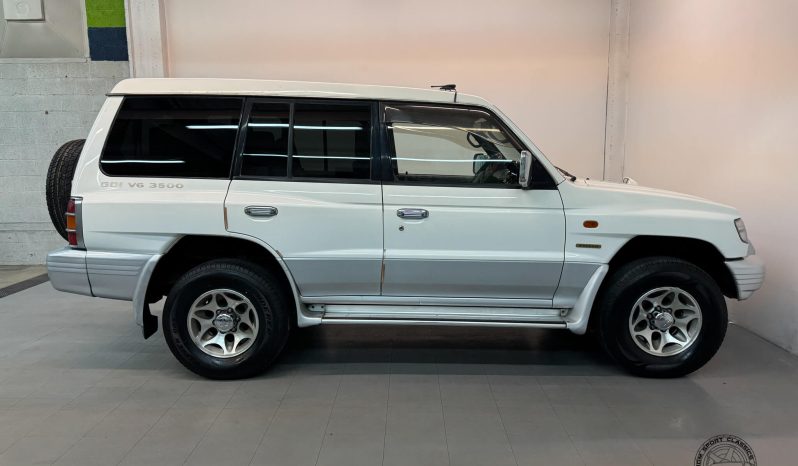 1997 Mitsubishi Pajero Exceed GDI V6 full