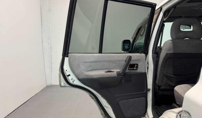1997 Mitsubishi Pajero Exceed GDI V6 full
