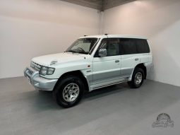 1997 Mitsubishi Pajero Exceed GDI V6 full