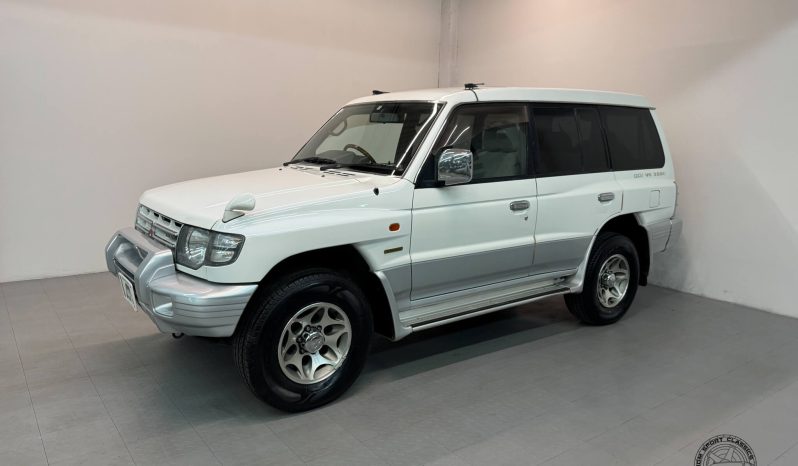 1997 Mitsubishi Pajero Exceed GDI V6 full