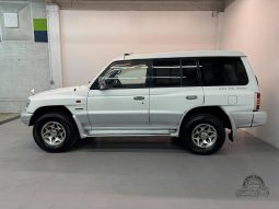1997 Mitsubishi Pajero Exceed GDI V6 full