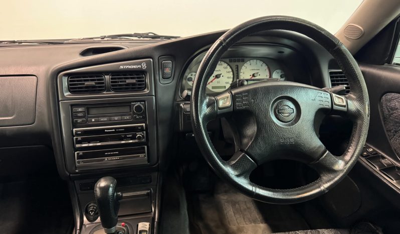 1999 Nissan Stagea RS Four V full