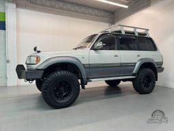 1996 Toyota Land Cruiser VX Limited full