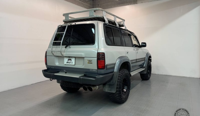 1996 Toyota Land Cruiser VX Limited full