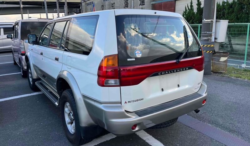 1997 Mitsubishi Challenger X 4WD full