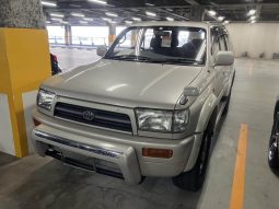 1995 Toyota Hilux Surf SSR-G full