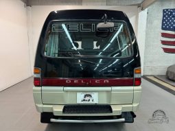 1994 Mitsubishi Delica Starwagon full