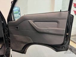 1994 Mitsubishi Delica Starwagon full