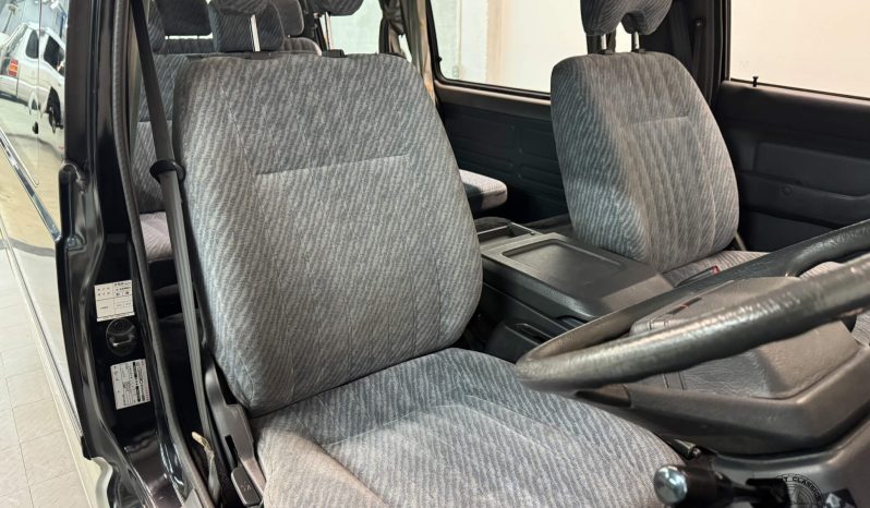 1994 Mitsubishi Delica Starwagon full