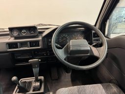 1994 Mitsubishi Delica Starwagon full