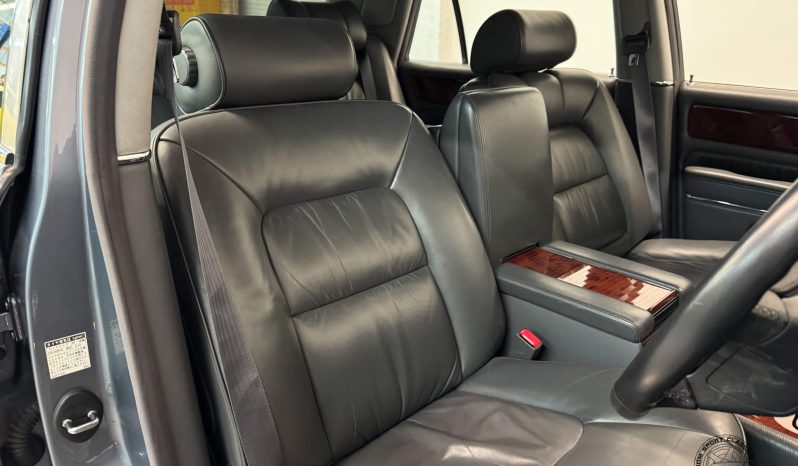 1997 Toyota Century V12 full