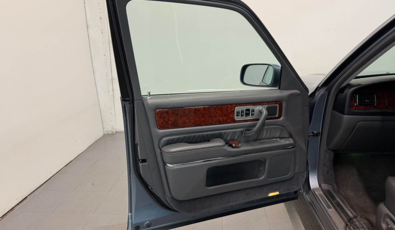 1997 Toyota Century V12 full