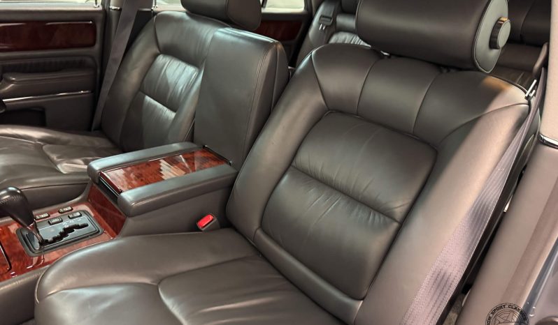 1997 Toyota Century V12 full