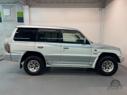 1999 Mitsubishi Pajero Exceed GDI V6 full