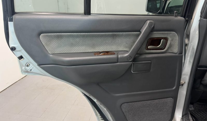 1999 Mitsubishi Pajero Exceed GDI V6 full