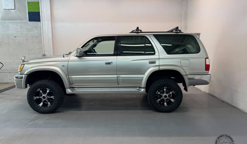 1999 Toyota Hilux Surf SSR-X full