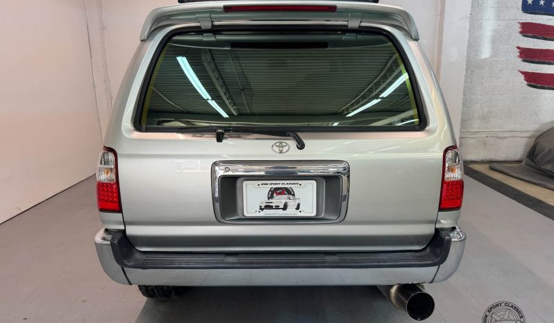 1999 Toyota Hilux Surf SSR-X full