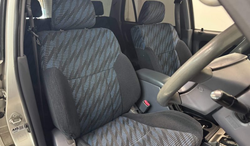1999 Toyota Hilux Surf SSR-X full