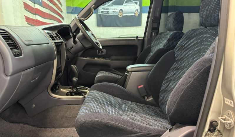 1999 Toyota Hilux Surf SSR-X full