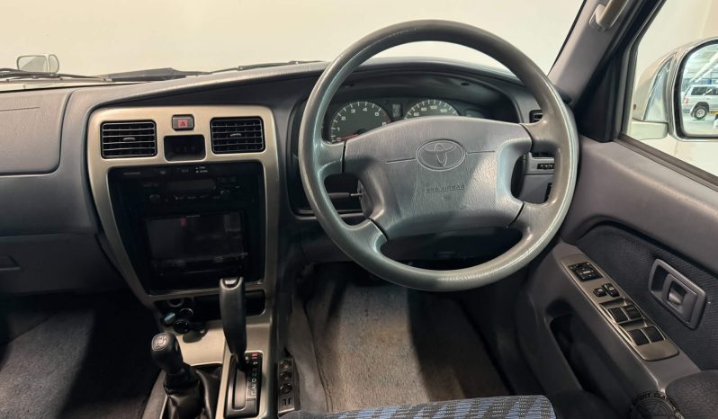 1999 Toyota Hilux Surf SSR-X full