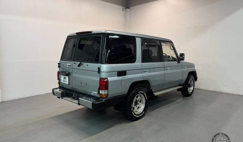 1994 Toyota Land Cruiser SX Narrow Body full