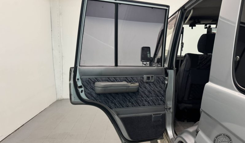 1994 Toyota Land Cruiser SX Narrow Body full