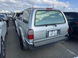 1999 Toyota Hilux Surf SSR-X V Selection full