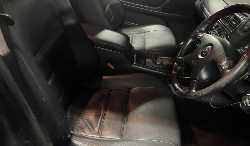 2000 Nissan Stagea 25RS full