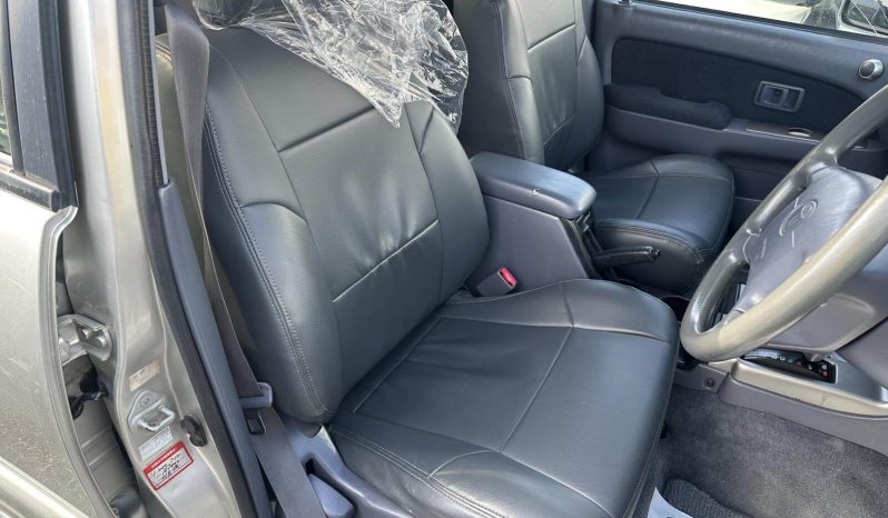 1999 Toyota Hilux Surf SSR-X V Selection full