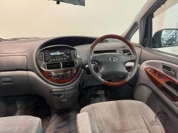 2000 Toyota Estima G full