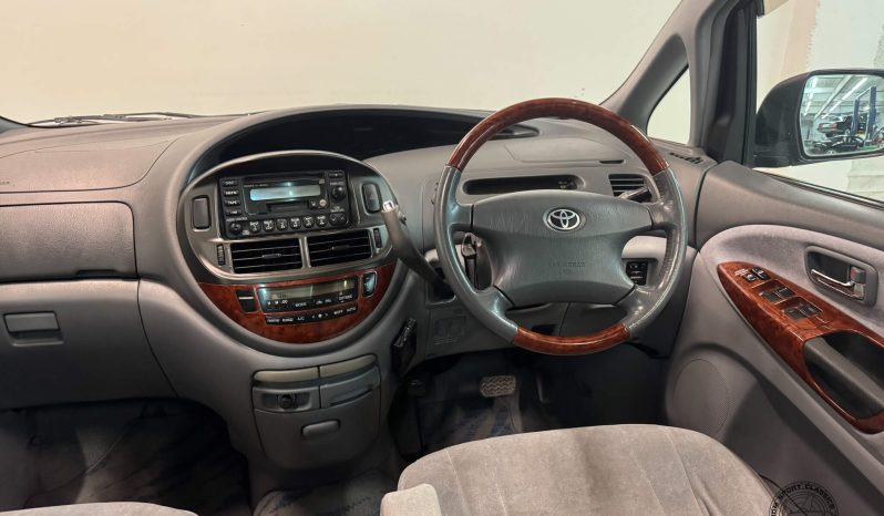 2000 Toyota Estima G full