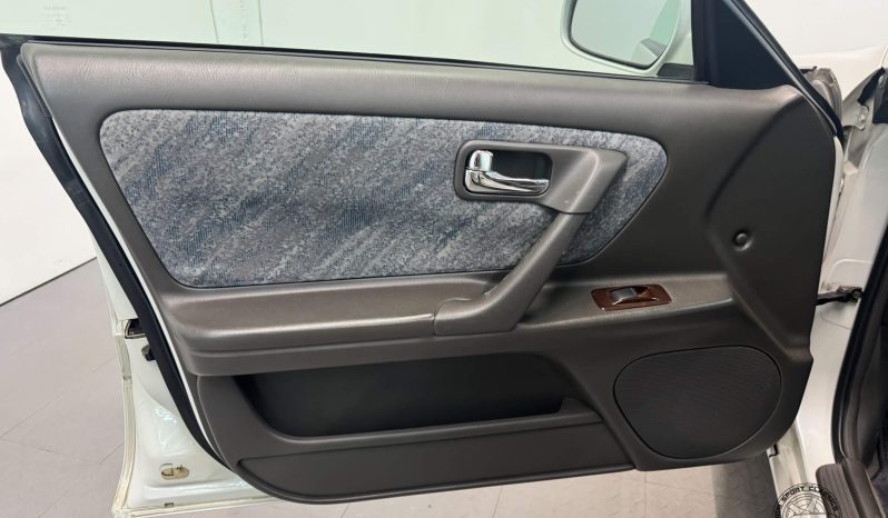 1998 Nissan Stagea 25X full