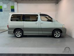 1999 Toyota Grand HiAce Limited full