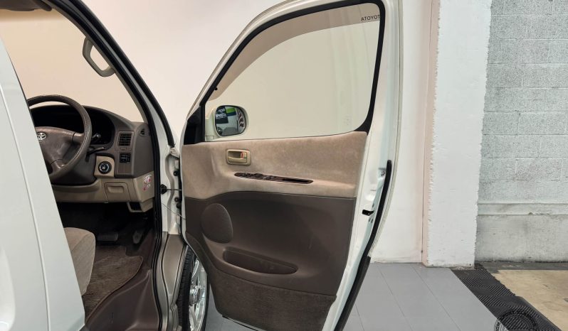 1999 Toyota Grand HiAce Limited full