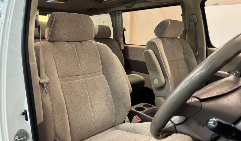 1999 Toyota Grand HiAce Limited full