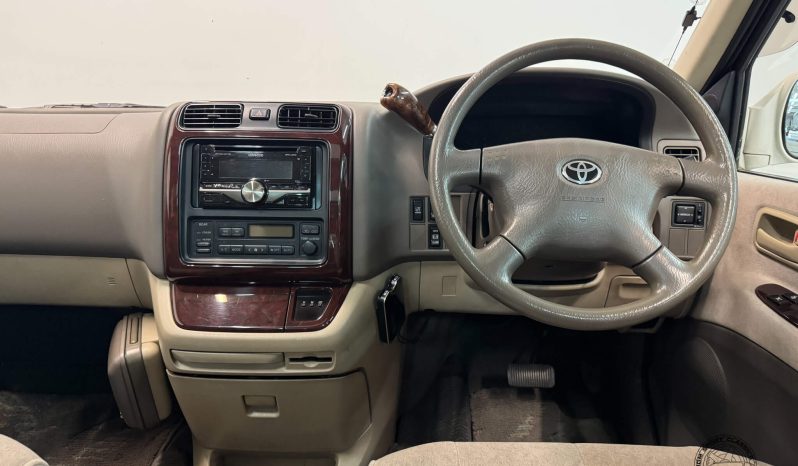 1999 Toyota Grand HiAce Limited full