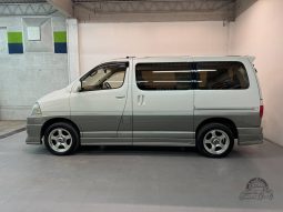 1999 Toyota Grand HiAce Limited full