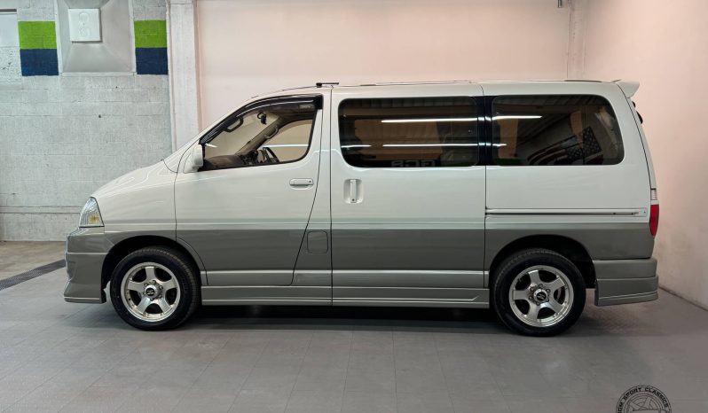 1999 Toyota Grand HiAce Limited full