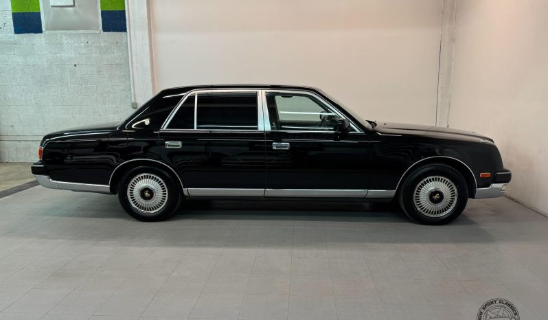 1999 Toyota Century V12 full