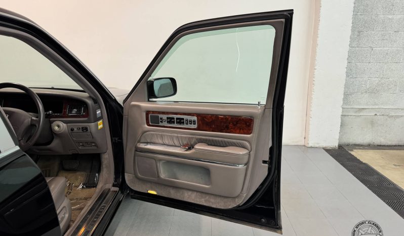 1999 Toyota Century V12 full