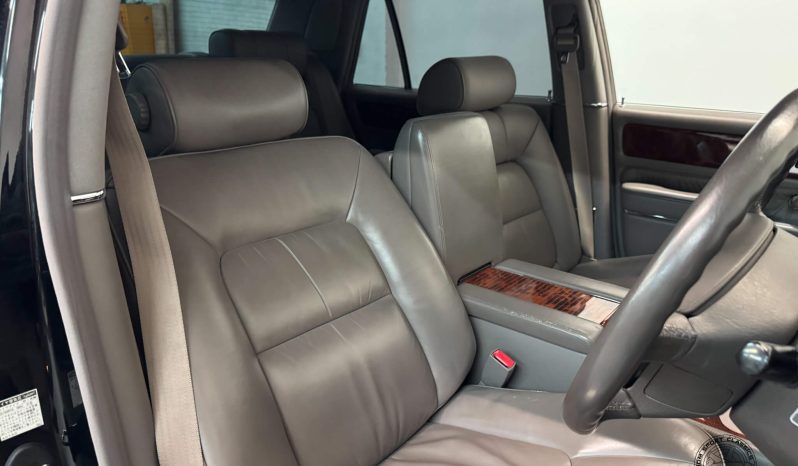 1999 Toyota Century V12 full