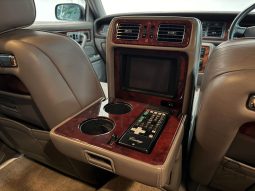 1999 Toyota Century V12 full