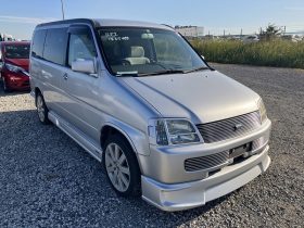2000 Honda StepWgn Ultra