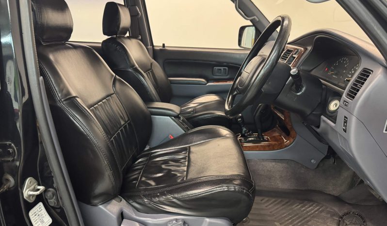 1996 Toyota Hilux Surf SSR-X full
