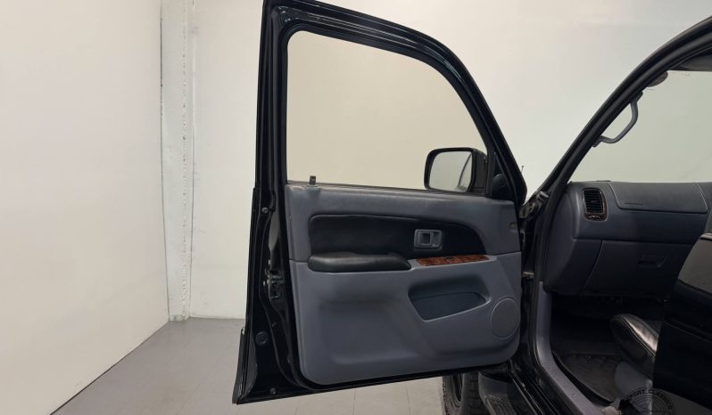 1996 Toyota Hilux Surf SSR-X full